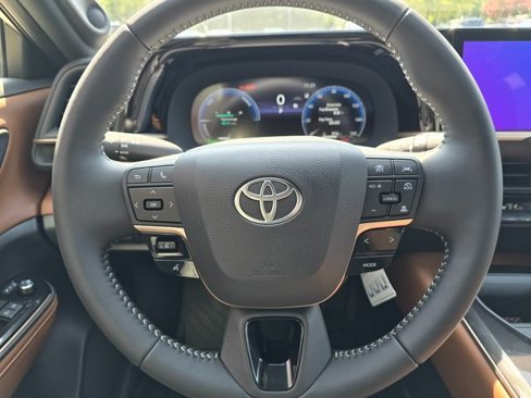 New 2026 Toyota Crown Limited image 12