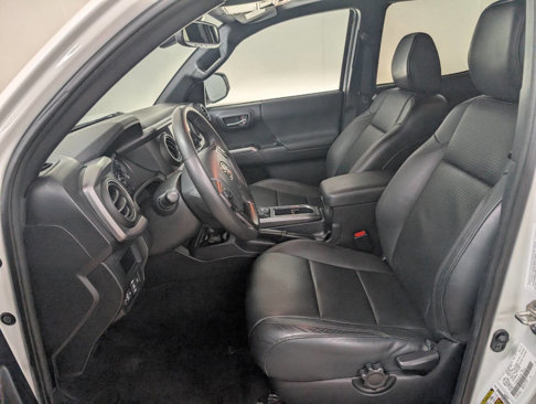 Used 2019 Toyota Tacoma TRD Sport image 7