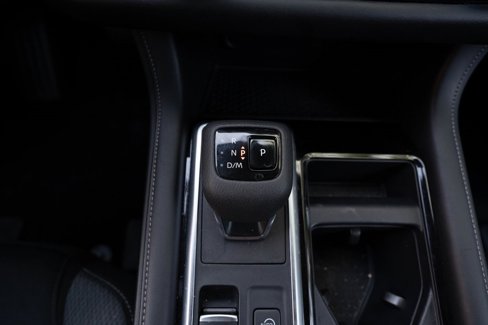 Used 2024 Nissan Pathfinder SV image 31