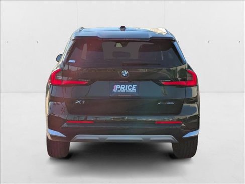 Used 2025 BMW X1 xDrive28i w/ Technology Package image 7