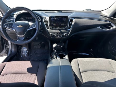Used 2024 Chevrolet Malibu LT image 11