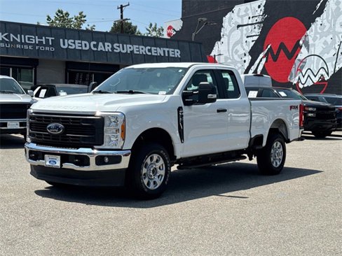 Used 2023 Ford F250 XL w/ FX4 Off-Road Package image 1