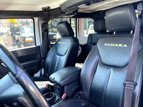 Used 2014 Jeep Wrangler Unlimited Sahara image 6
