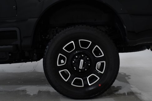 New 2025 Ford F350 Platinum w/ FX4 Off-Road Package image 20
