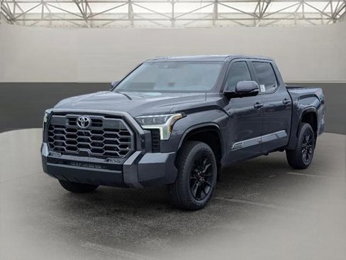 New 2025 Toyota Tundra Platinum image 2