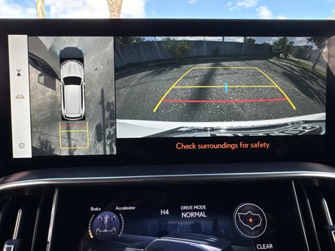New 2025 Lexus LX 700h Overtrail image 25