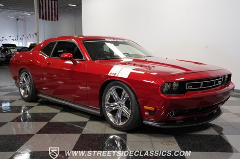 Used 2010 Dodge Challenger R/T w/ Sound Group image 16