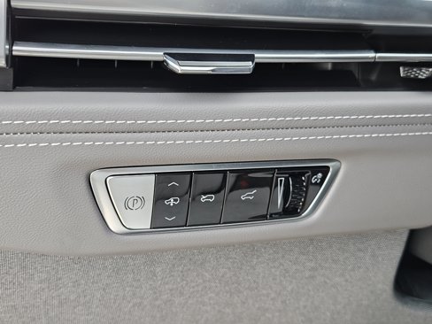 New 2026 Cadillac Escalade IQ Sport 1 w/ LPO, ONYX Package image 24