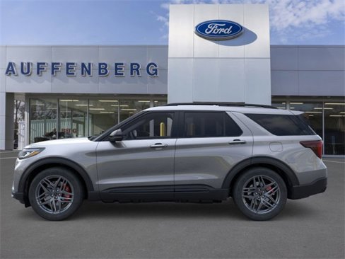 New 2025 Ford Explorer ST image 3