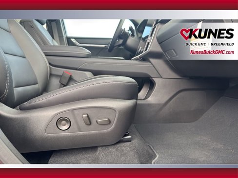 New 2025 GMC Acadia Elevation w/ Elevation Premium Package image 62