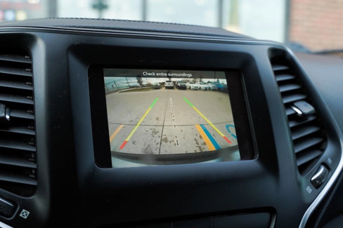 Used 2020 Jeep Cherokee Latitude Plus image 17