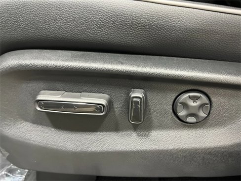 New 2026 Honda Odyssey Touring image 14