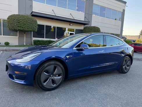 Used 2020 Tesla Model 3 Standard Range Plus image 5