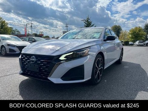 Certified 2023 Nissan Altima 2.5 SR w/ SR Premium Package image 7