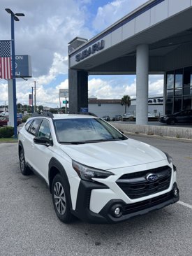 New 2025 Subaru Outback Premium image 1
