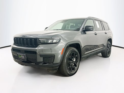Used 2024 Jeep Grand Cherokee L Laredo image 3