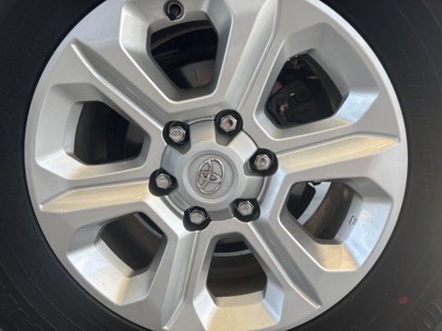 Used 2024 Toyota 4Runner SR5 image 5
