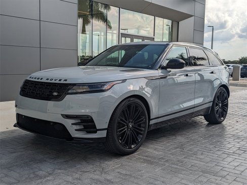 New 2026 Land Rover Range Rover Velar Dynamic SE image 1
