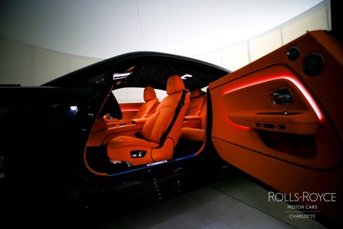 New 2025 Rolls-Royce Spectre Black Badge image 12