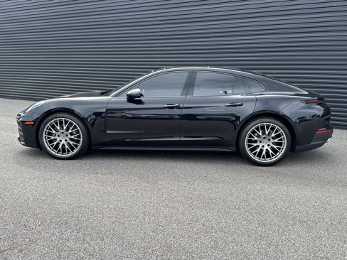 Certified 2024 Porsche Panamera image 2