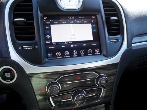 Used 2022 Chrysler 300 Touring L w/ Popular Equipment Group image 31