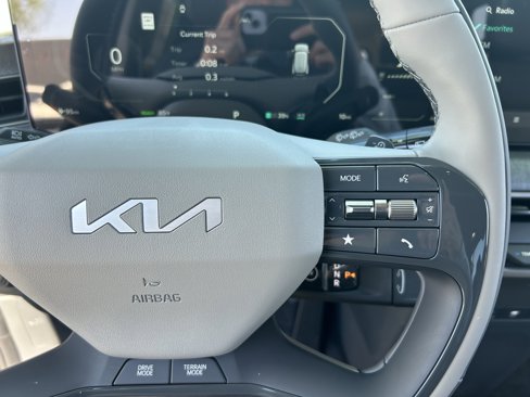 New 2026 Kia EV9 Wind image 23