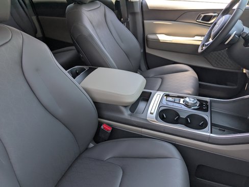 New 2026 Kia Carnival EX image 8