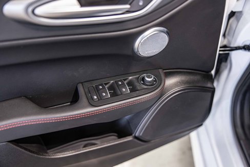 New 2025 Alfa Romeo Giulia AWD image 32