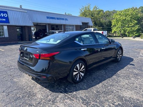 Used 2021 Nissan Altima 2.5 SL image 3