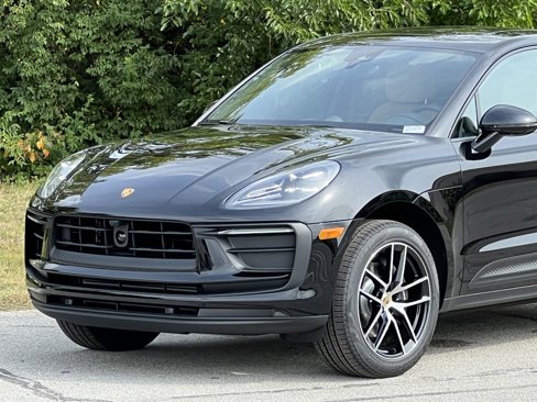 New 2026 Porsche Macan image 11