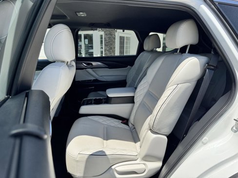 Used 2023 MAZDA CX-9 Signature image 15