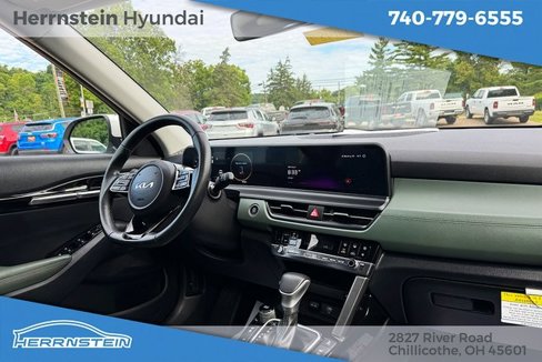 Used 2024 Kia Seltos SX w/ SX Sunroof Package image 28
