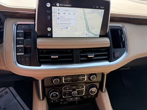 Used 2022 Chevrolet Suburban Premier image 7