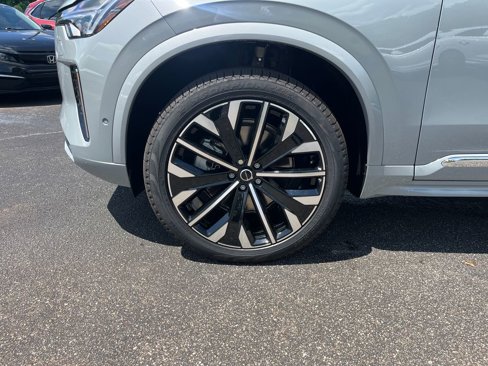 New 2026 Volvo XC90 B6 Plus w/ Protection Package Premier image 33