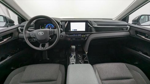 Used 2025 Toyota Camry LE image 24