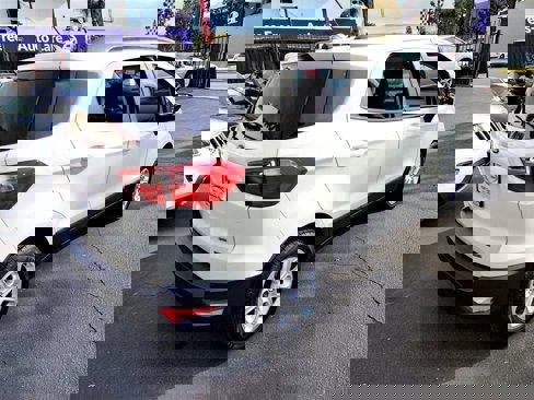 Used 2019 Ford EcoSport SE image 32