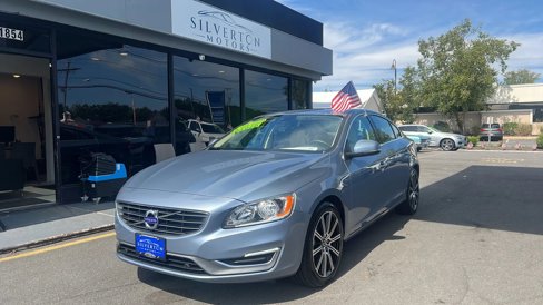 Used 2017 Volvo S60 T5 Inscription image 1