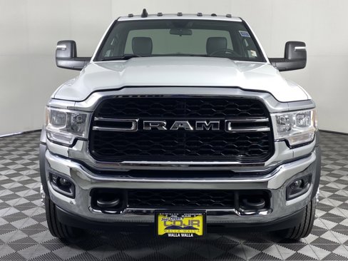 New 2024 RAM 5500 Tradesman image 7