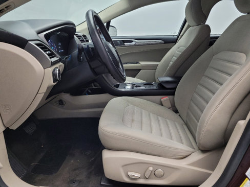 Used 2018 Ford Fusion SE w/ Fusion SE Technology Package image 17