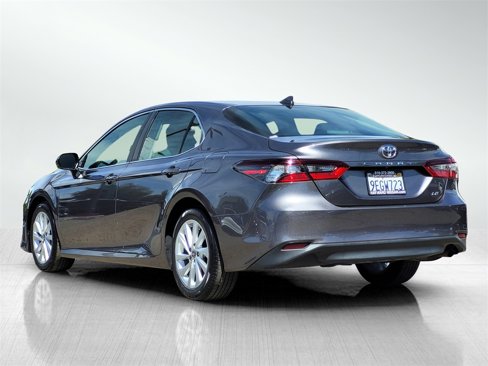 Used 2023 Toyota Camry LE image 7