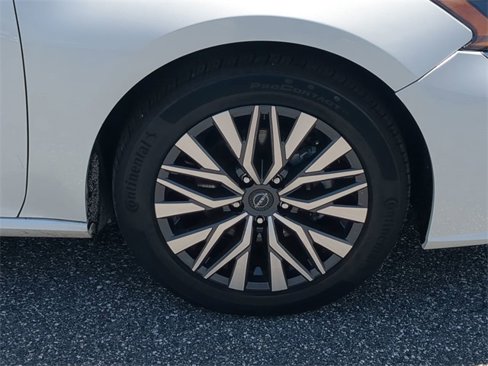Used 2023 Nissan Altima 2.5 SV image 23