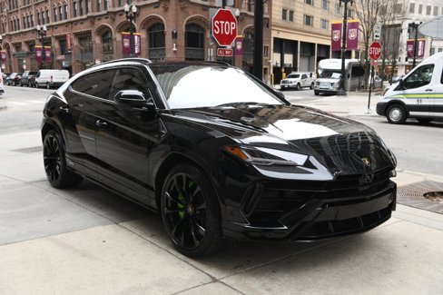 Used 2024 Lamborghini Urus S image 3