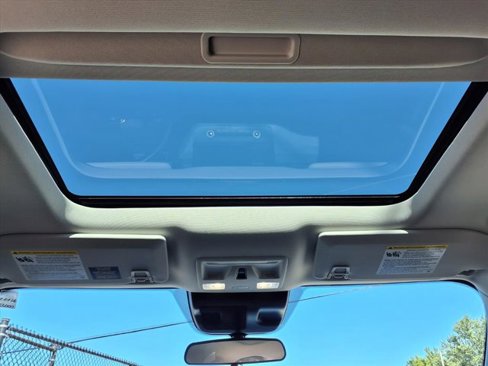 Certified 2023 Ford Maverick Lariat w/ Lariat Luxury Package image 3