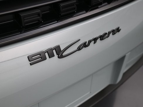 Certified 2025 Porsche 911 Carrera image 8