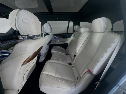 New 2026 Mercedes-Benz GLS 580 4MATIC image 25
