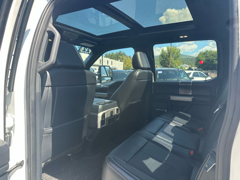 Used 2022 Ford F250 Lariat w/ Tremor Off-Road Package image 24