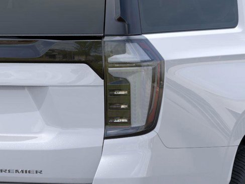 New 2026 Chevrolet Suburban Premier image 11