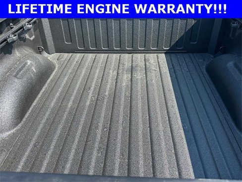 New 2026 RAM 1500 4x4 Crew Cab image 8