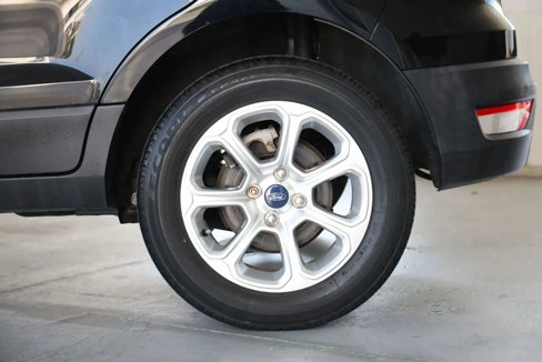 Used 2019 Ford EcoSport SE w/ SE Convenience Package image 26