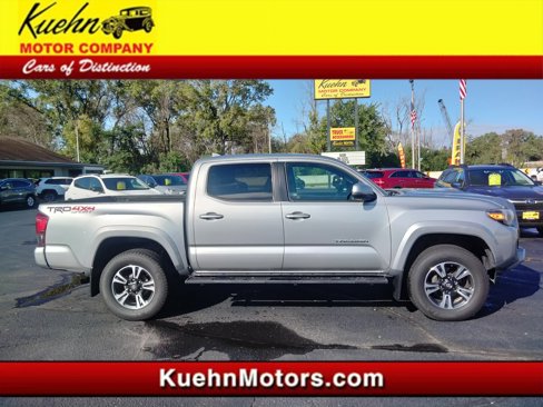 Used 2018 Toyota Tacoma TRD Sport image 1